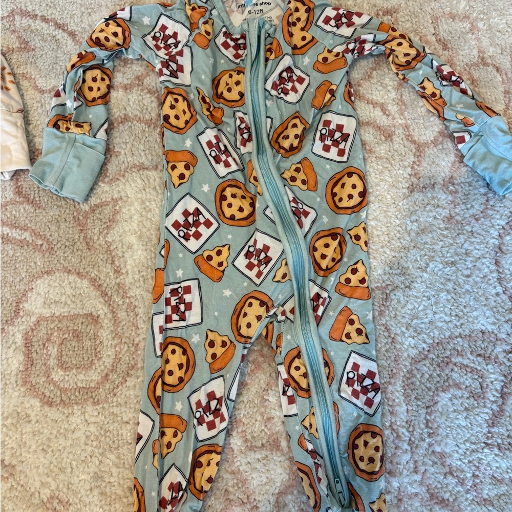 Little one shop pizza sleeper
